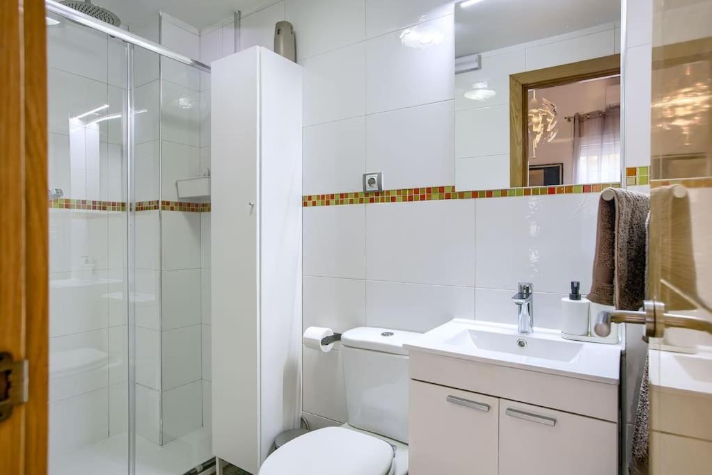 דירות Cozy Getaway In מדריד מראה חיצוני תמונה
